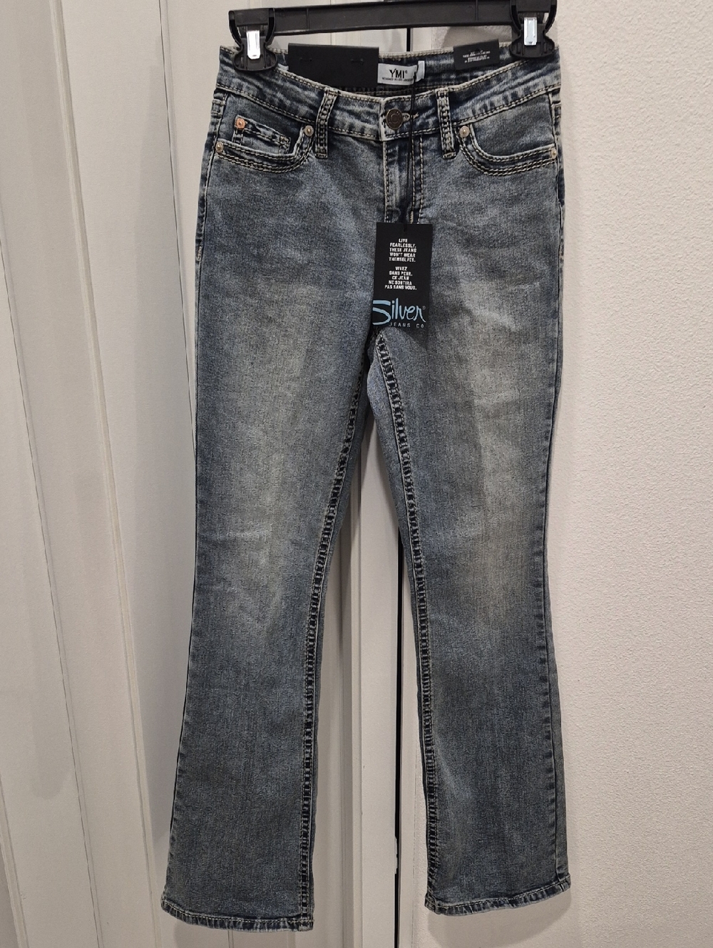 Silver Jeans Women’s Boot Cut Jeans - Faded Blue Wash